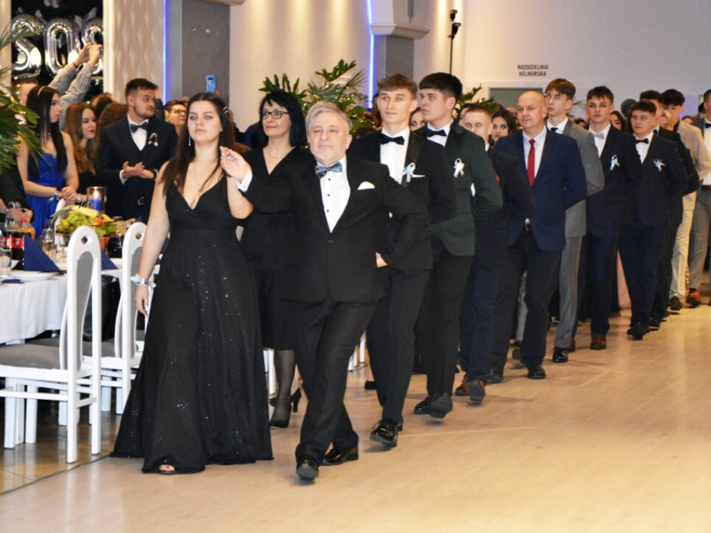 Studniówka II LO w Rodosie. 