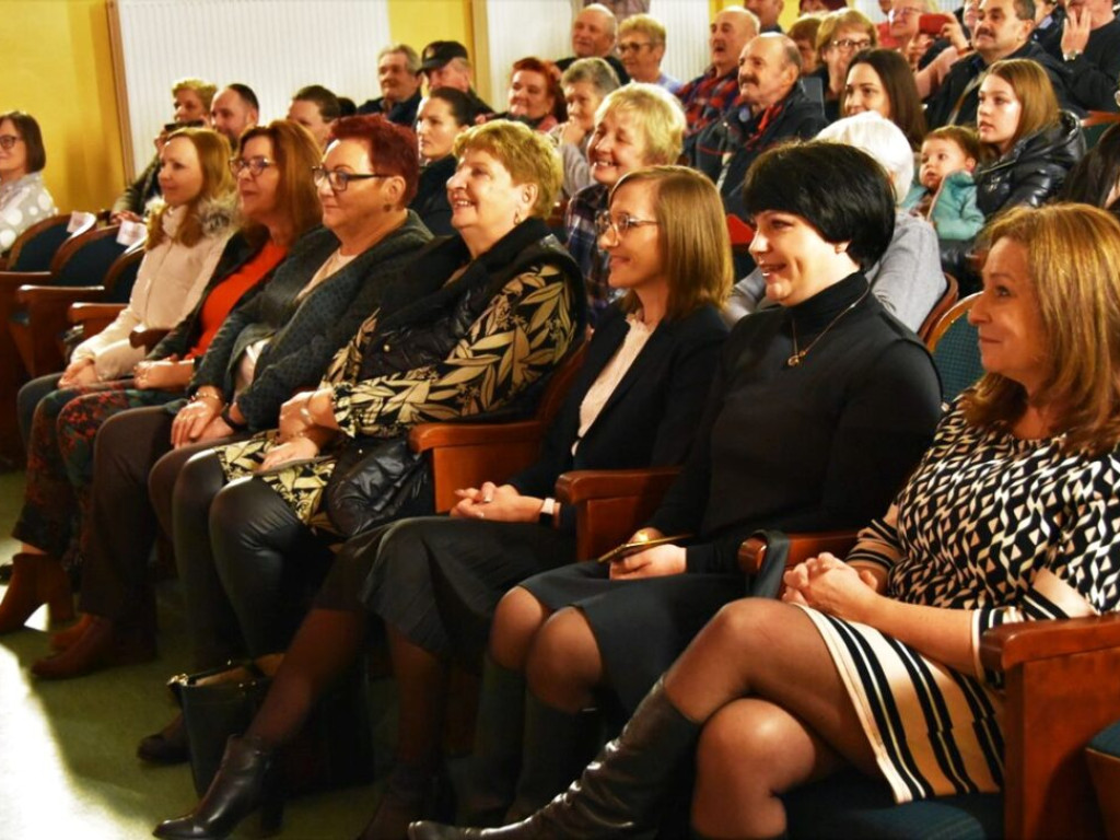 Jasełka na Dzień Babci i Dziadka [Zdjęcia]