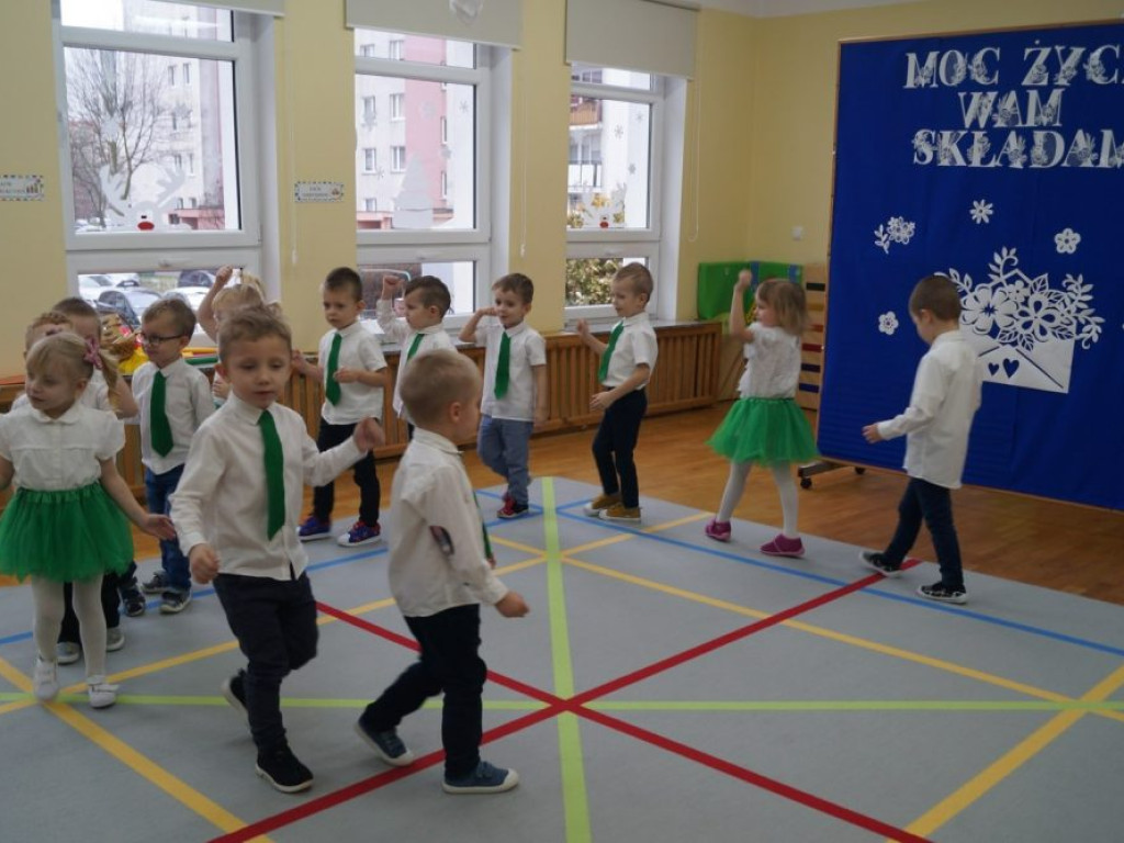 Dzieci wystąpiły dla swoich dziadków i babć