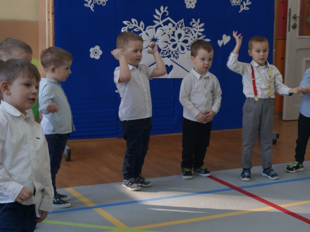 Dzieci wystąpiły dla swoich dziadków i babć