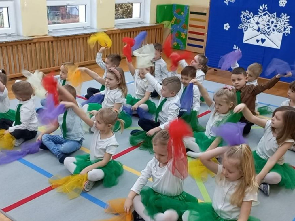 Dzieci wystąpiły dla swoich dziadków i babć
