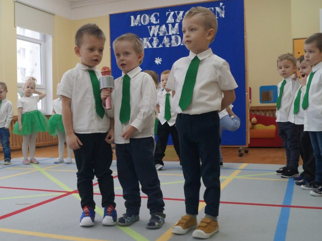 Dzieci wystąpiły dla swoich dziadków i babć