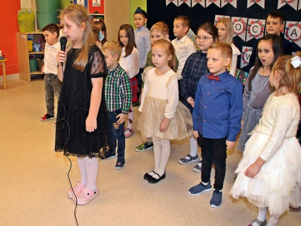 Dzień Babci i Dziadka w sławskiej Bajce