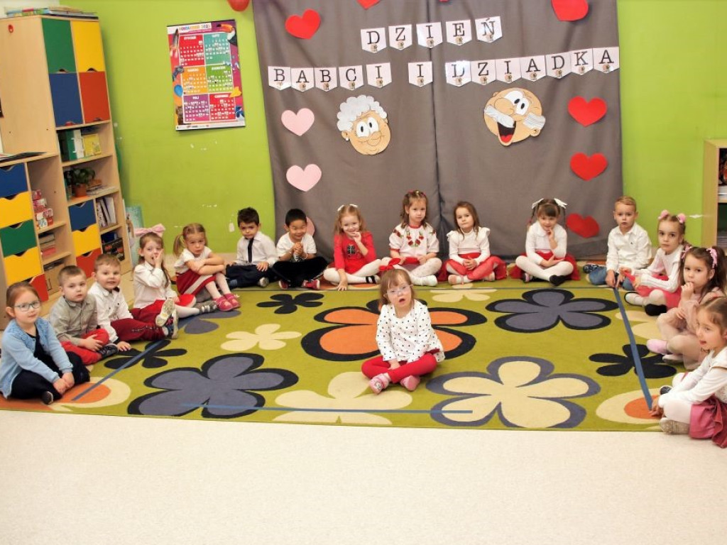 Dzień Babci i Dziadka w sławskiej Bajce