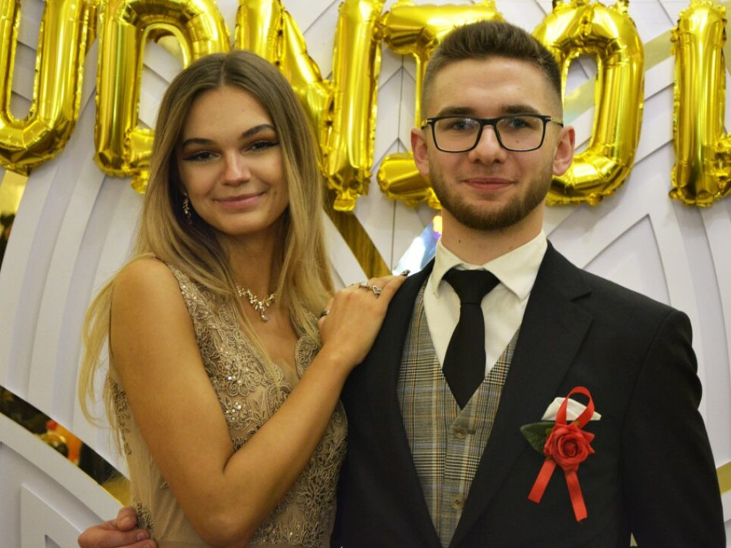 Studniówka Zespołu Szkół Samochodowych i Budowlanych [Zdjęcia]