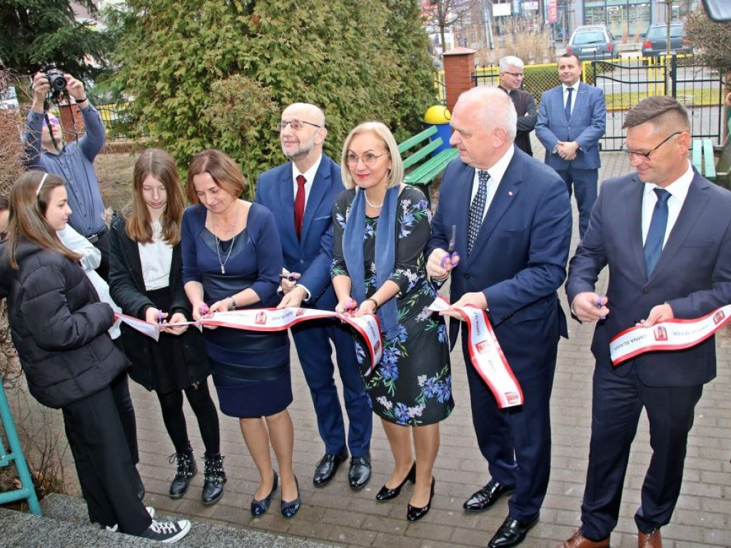 Nowe oblicze sławskiej podstawówki [Zdjęcia]