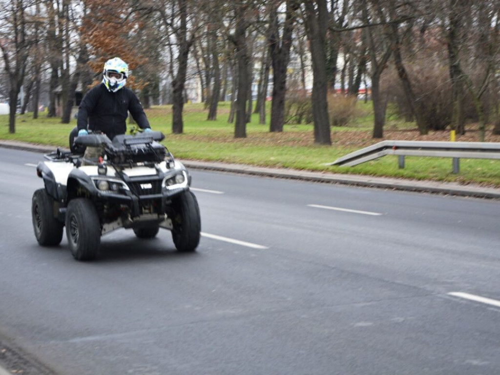 Strażackie, kultowe i z pomysłem. Wielka parada samochodów [Zdjęcia]