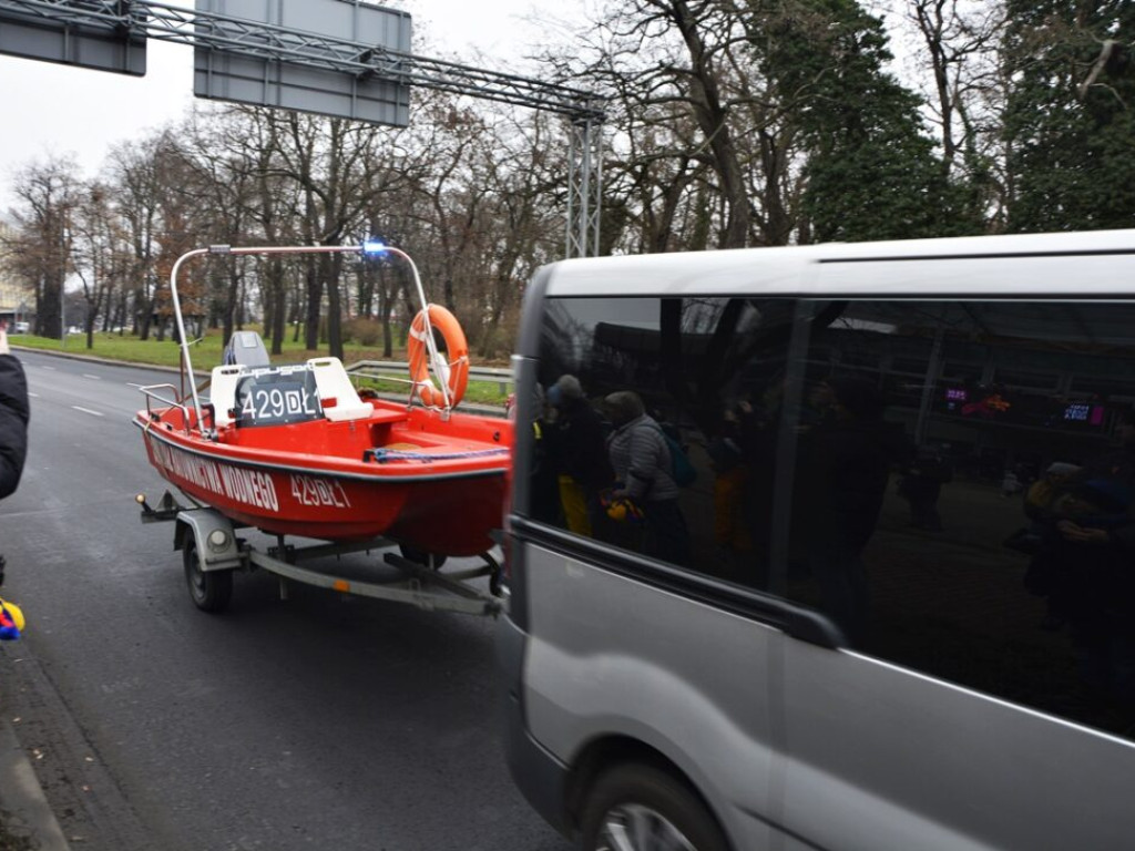 Strażackie, kultowe i z pomysłem. Wielka parada samochodów [Zdjęcia]