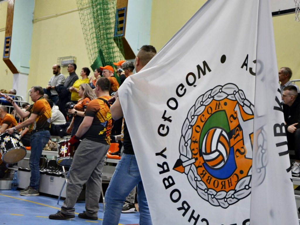 Tacy fani to skarb! Poznajcie Klub Kibica SPS Chrobry Głogów [Zdjęcia]