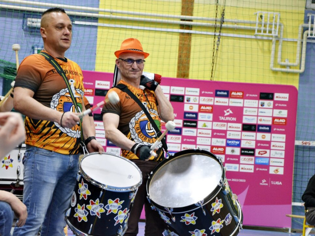 Tacy fani to skarb! Poznajcie Klub Kibica SPS Chrobry Głogów [Zdjęcia]