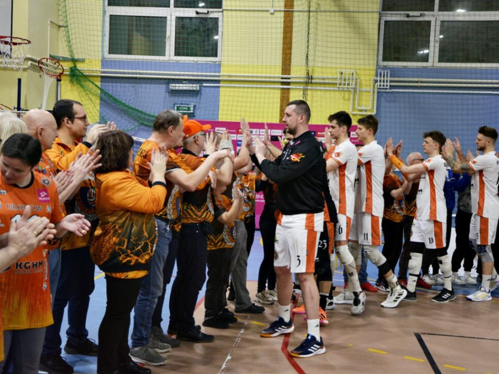 Tacy fani to skarb! Poznajcie Klub Kibica SPS Chrobry Głogów [Zdjęcia]