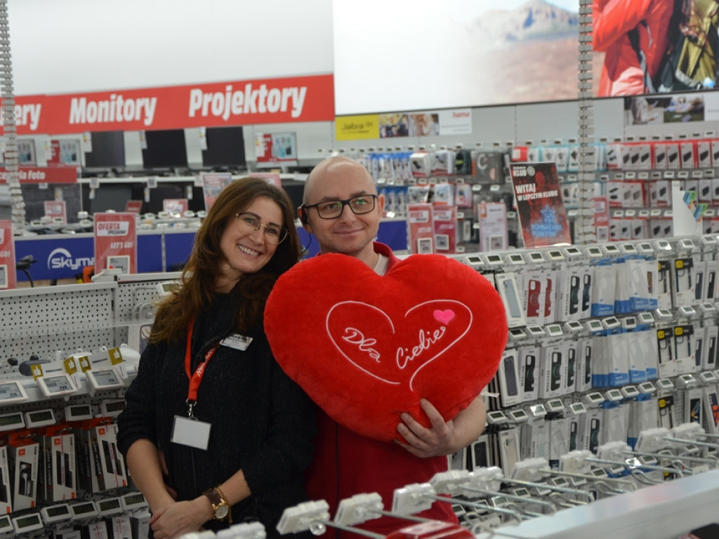 Gadżety do pary z rabatami od serca w Media Markt