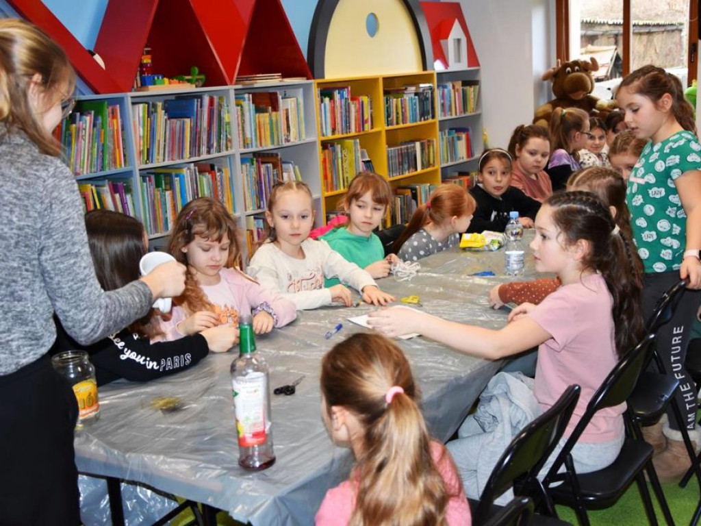 Grębocice zakończyły ferie wycieczką do teatru