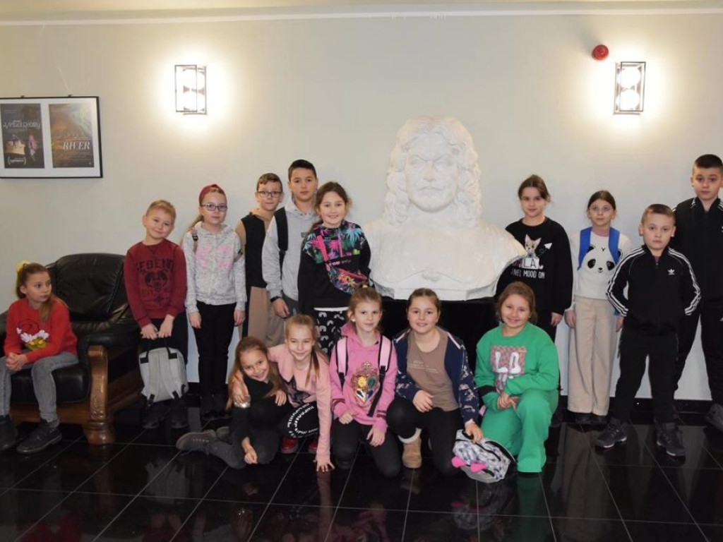 Grębocice zakończyły ferie wycieczką do teatru