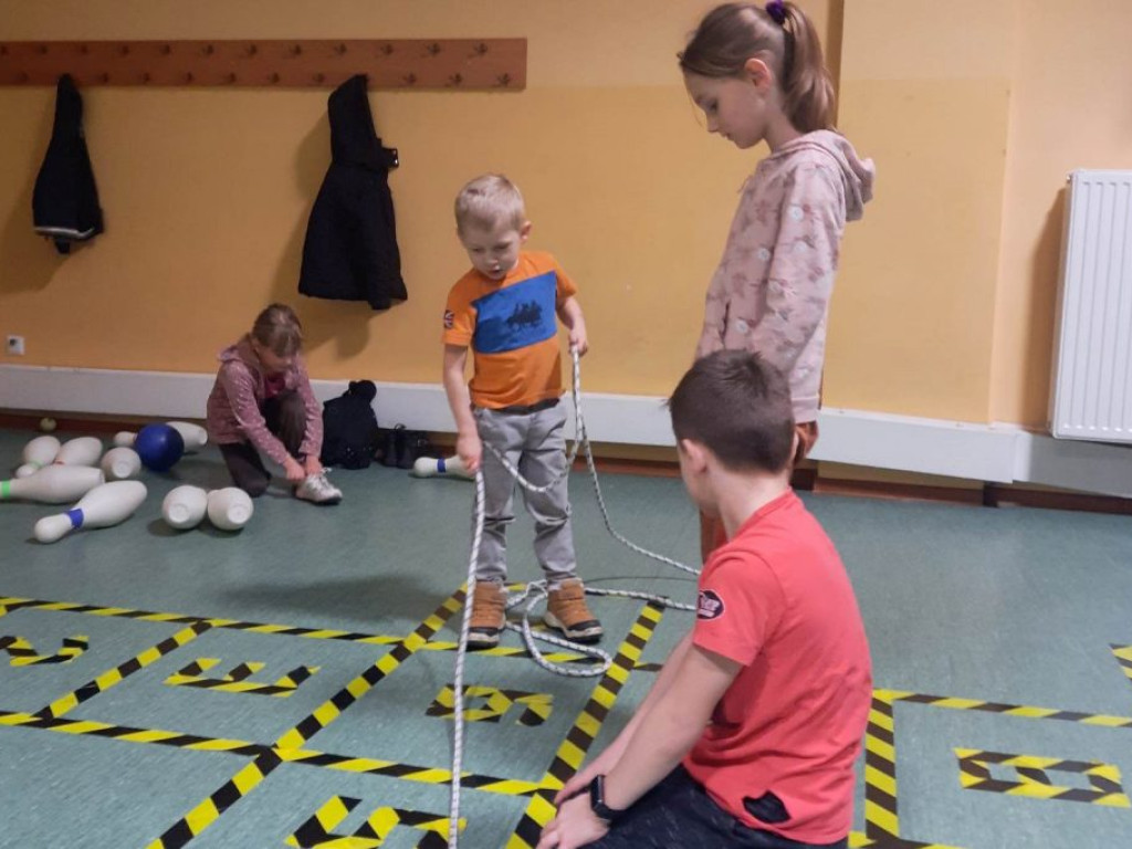 Gry, zabawy, eksperymenty i wycieczki. Podsumowanie ferii w gminie Kotla