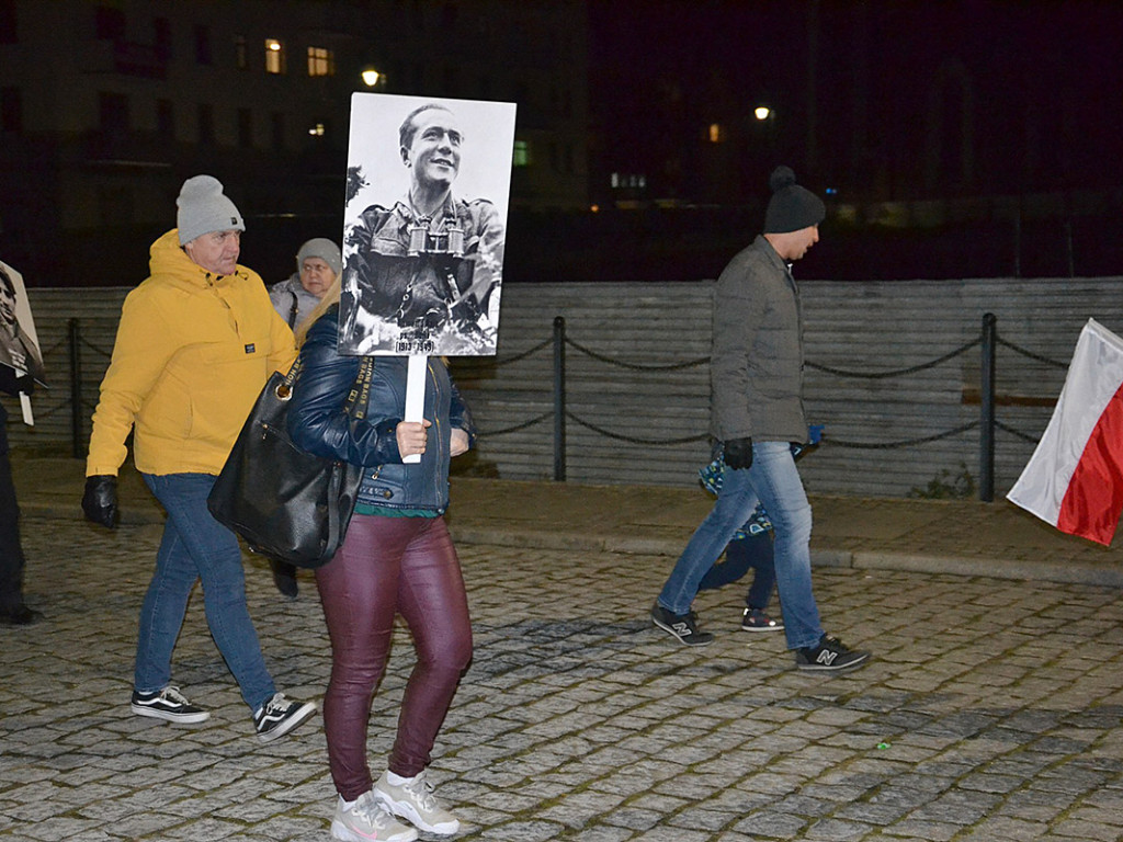 Głogowianie uczcili pamięć Żołnierzy Wyklętych. Wczorajsza uroczystość była jednym z trzech marcowych wydarzeń
