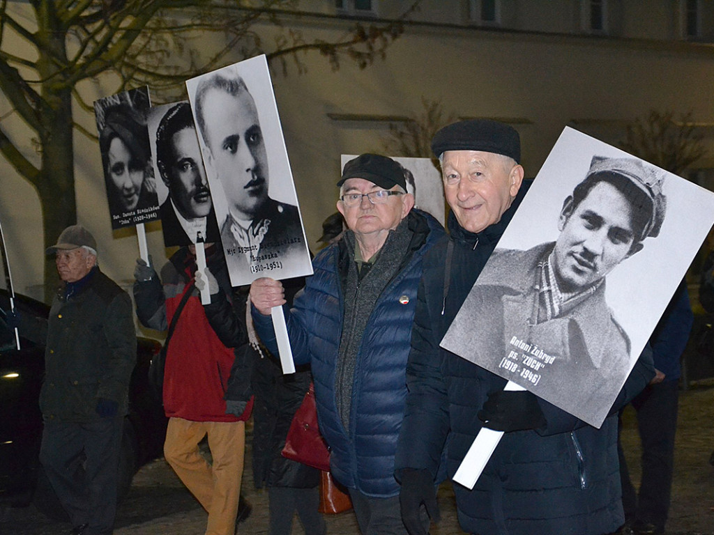 Głogowianie uczcili pamięć Żołnierzy Wyklętych. Wczorajsza uroczystość była jednym z trzech marcowych wydarzeń