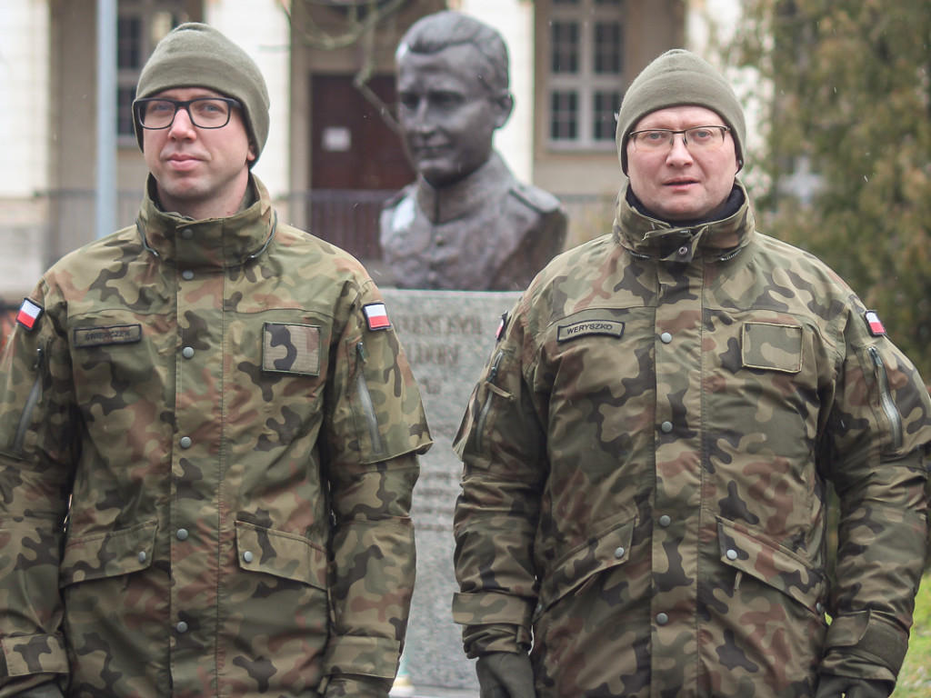 Kilkadziesiąt osób wzięło udział w pierwszym Terenowym Marszu Żołnierzy Wyklętych w Głogowie