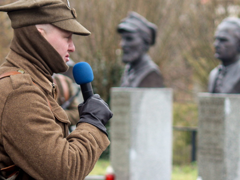 Kilkadziesiąt osób wzięło udział w pierwszym Terenowym Marszu Żołnierzy Wyklętych w Głogowie