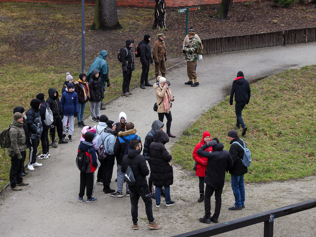 Kilkadziesiąt osób wzięło udział w pierwszym Terenowym Marszu Żołnierzy Wyklętych w Głogowie