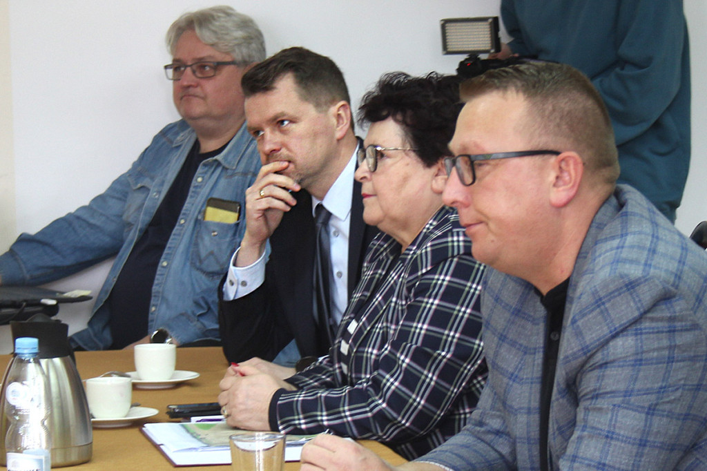 Debatują o katastrofalnym stanie, a pieniędzy brak