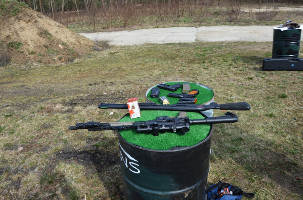 Zawody strzeleckie na strzelnicy Antras
