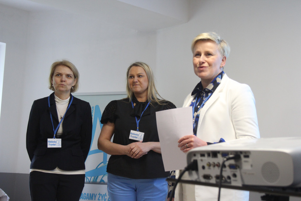 Przecięli niebieską wstęgę