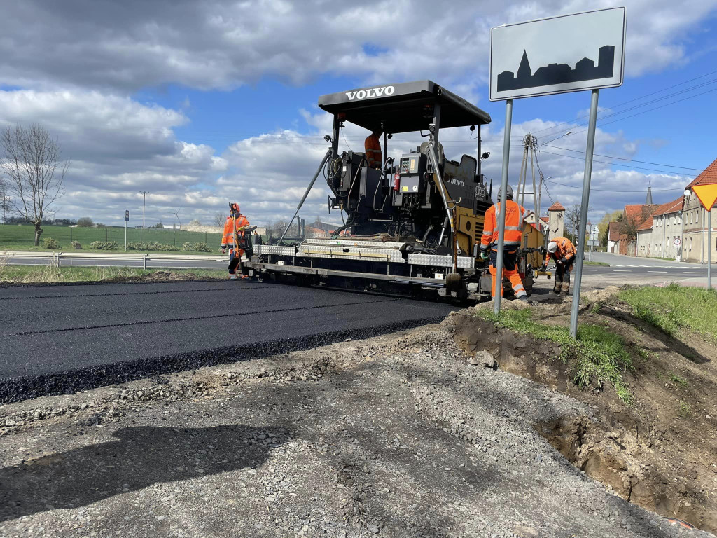 Trwa budowa drogi Nielubia-Bukwica