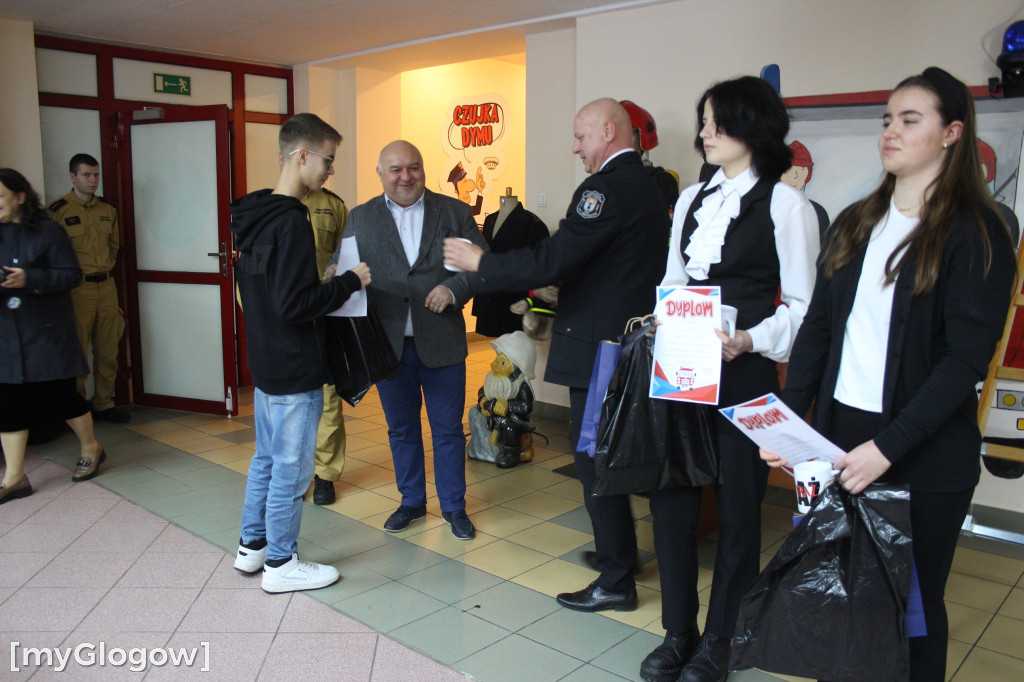 Młodzież zapobiega pożarom