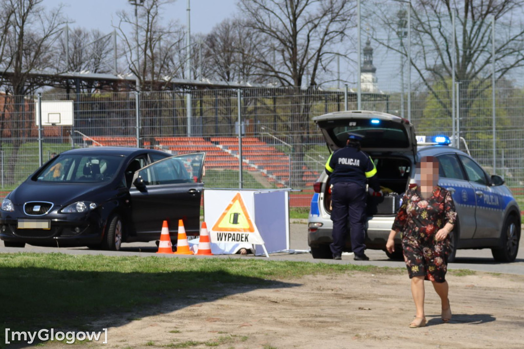 Śmierć pod przychodnią. Nie dotarł do lekarza