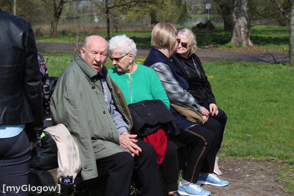 Sprzatąnie placu festynowego