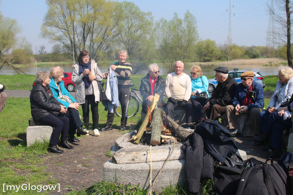 Sprzatąnie placu festynowego