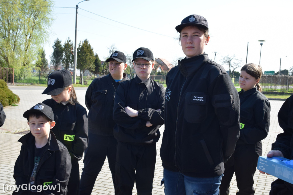 Dzień Ziemi - sprzatąnie w gminie Grębocice
