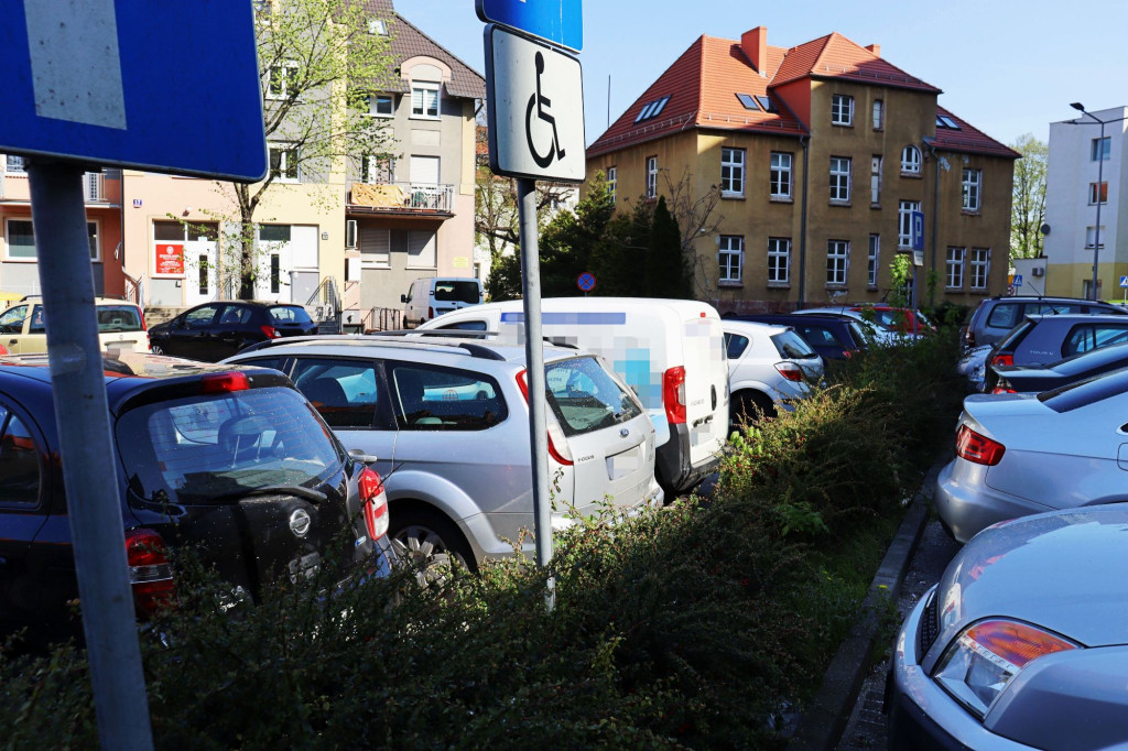 W Głogowie śnieży? Prawie maj, a na Stawnej biało