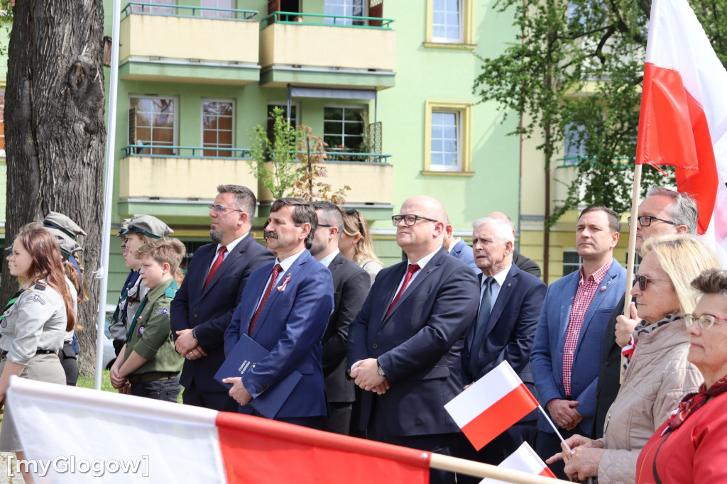 Dzień Flagi Polski pod pomnikiem Józefa Wybickiego