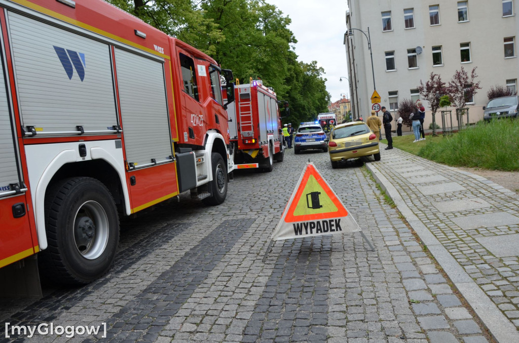 Szokujące dachowanie na Kołłątaja w Głogowie