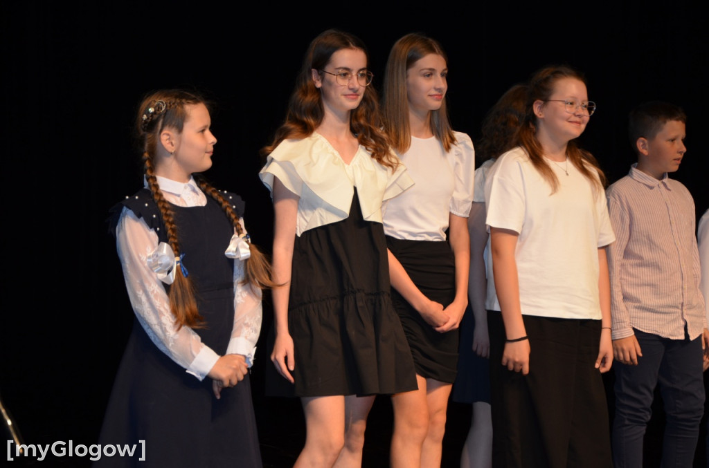Gala stypendialna prymusów trwa