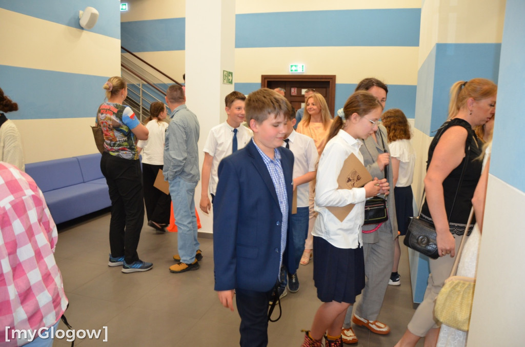 Gala stypendialna prymusów trwa