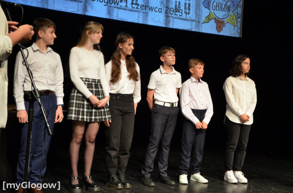 Gala stypendialna prymusów trwa