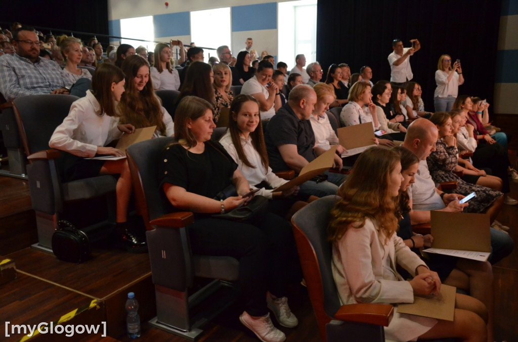 Gala stypendialna prymusów trwa
