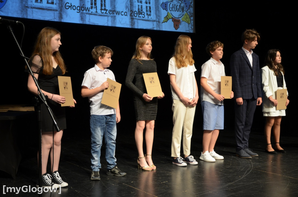 Gala stypendialna prymusów trwa
