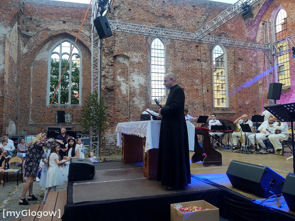  Wieczór Chwały w ruinach kościoła św. Mikołaja