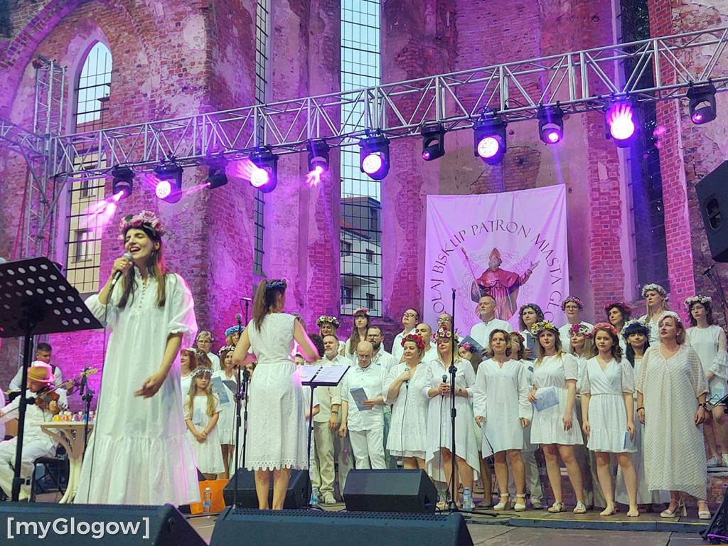  Wieczór Chwały w ruinach kościoła św. Mikołaja
