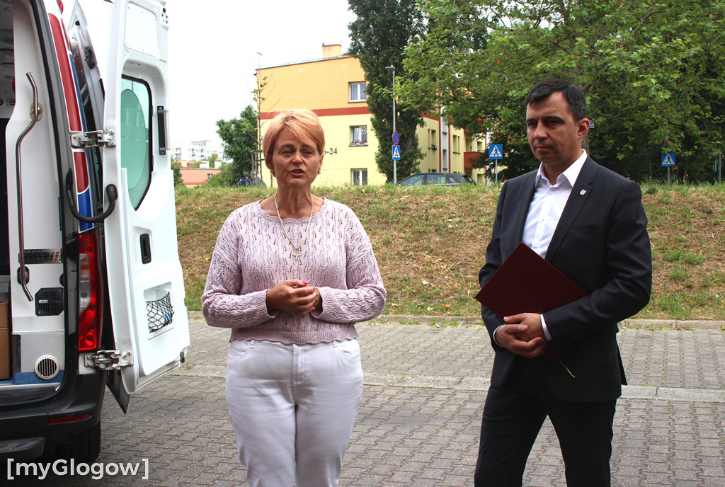 Druga głogowska karetka z elektrycznymi noszami
