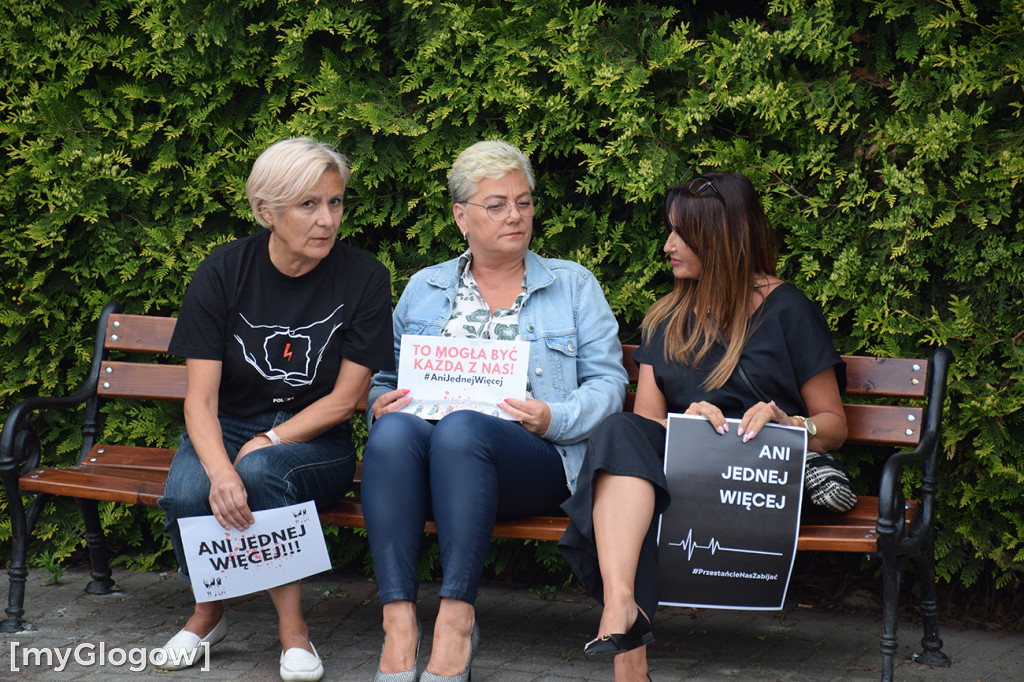 Ani jednej więcej - protest w Głogowie