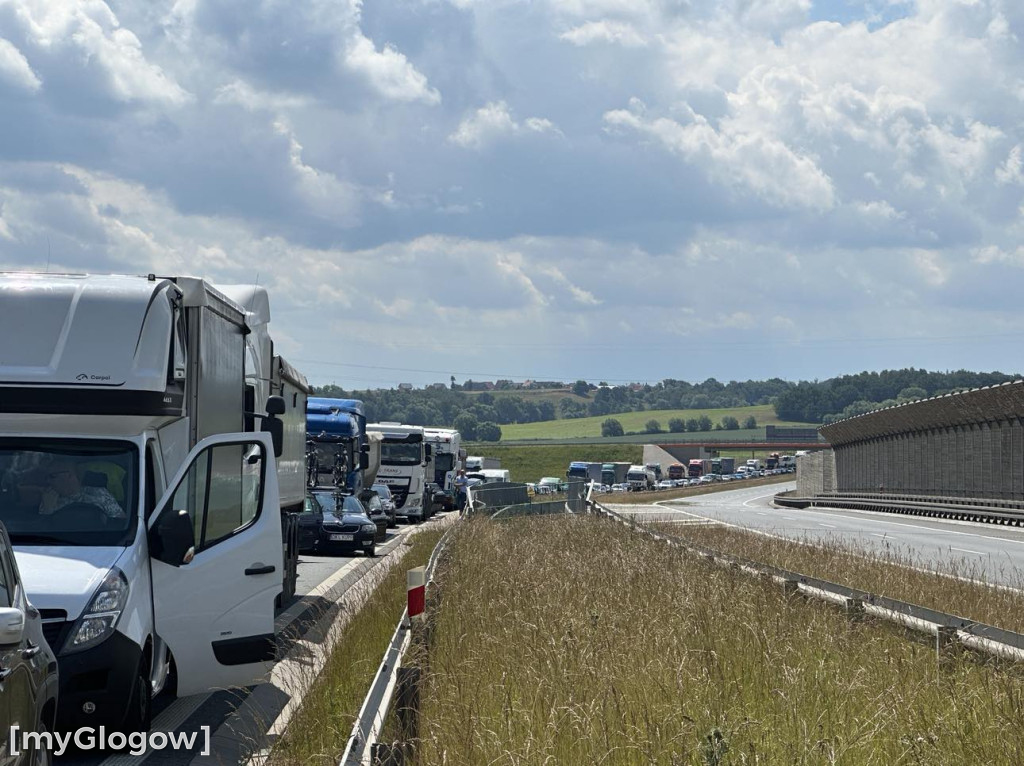 Makabryczny wypadek na S3. Gigantyczny korek
