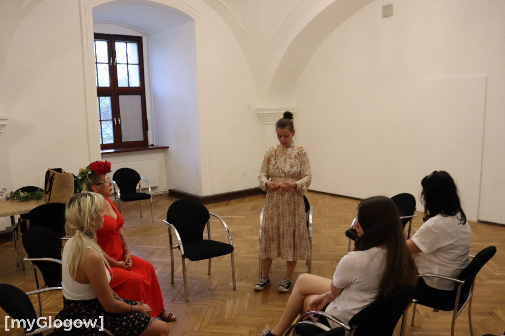 Wianki popłynęły Odrą. Upletły je Głogowianki