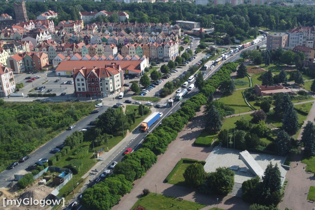 Skoczek na moście w Głogowie