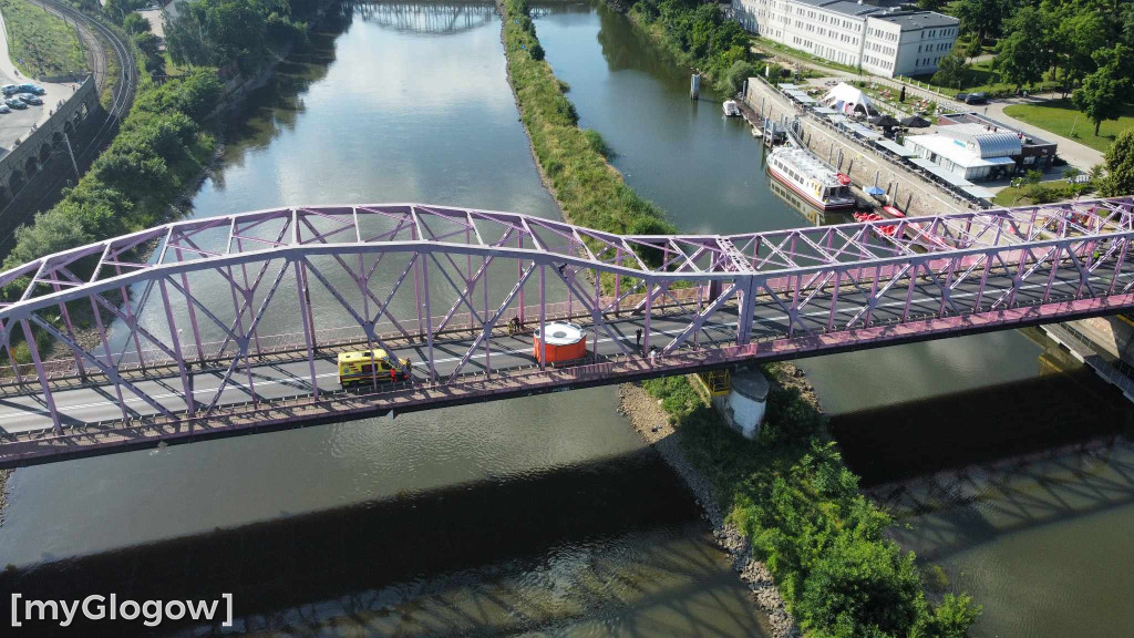Skoczek na moście w Głogowie
