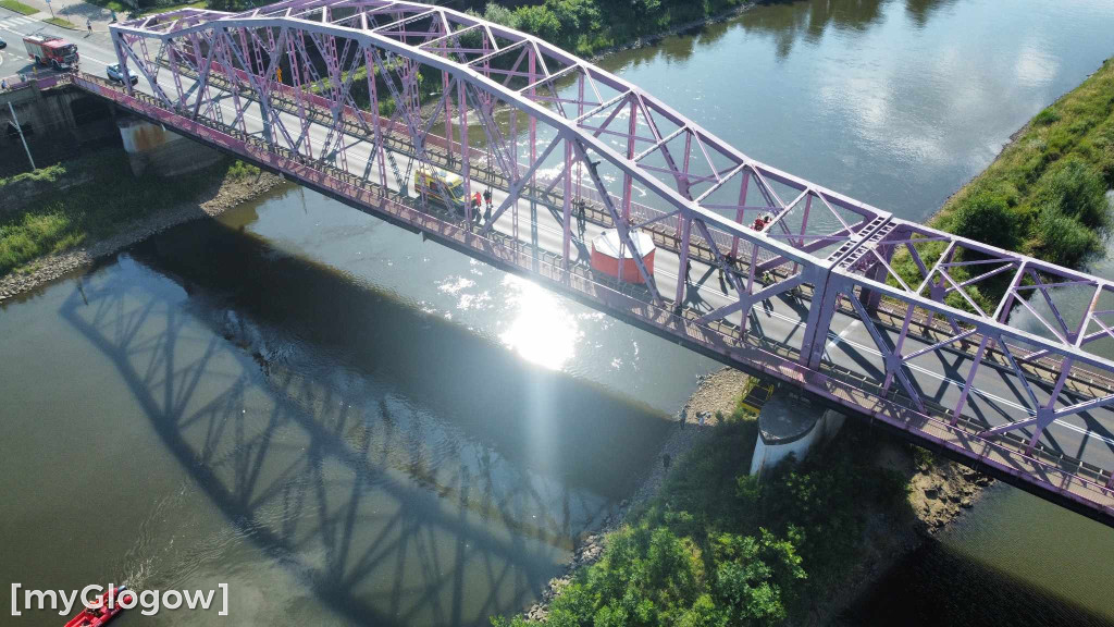Skoczek na moście w Głogowie